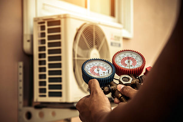 Professional Hvac technician working in Brooke, VA